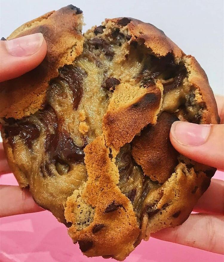 Cookie Dough Stuffed Chocolate Chip Cookies的做法
