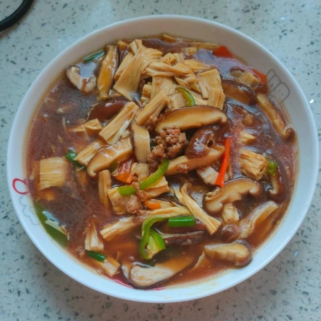 香菇烧腐竹