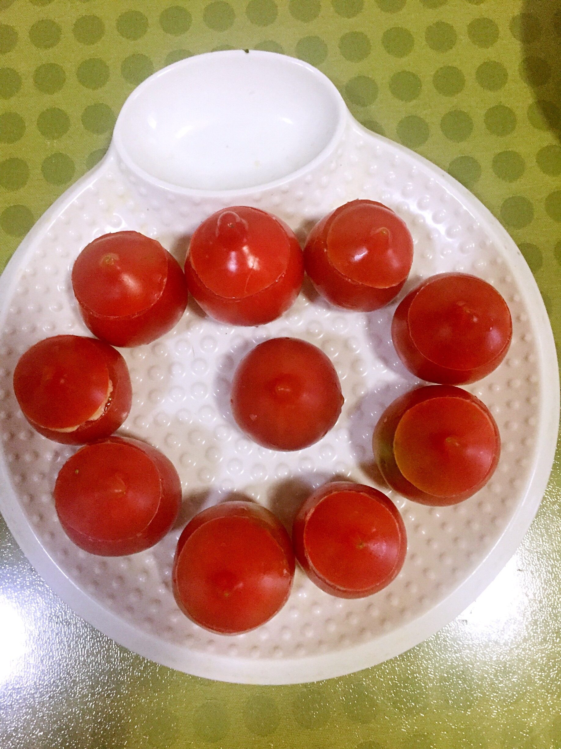番茄果仁沙拉的做法