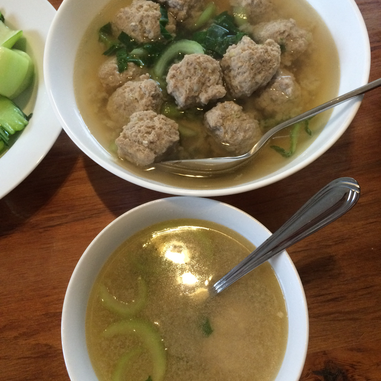小白菜丸子汤