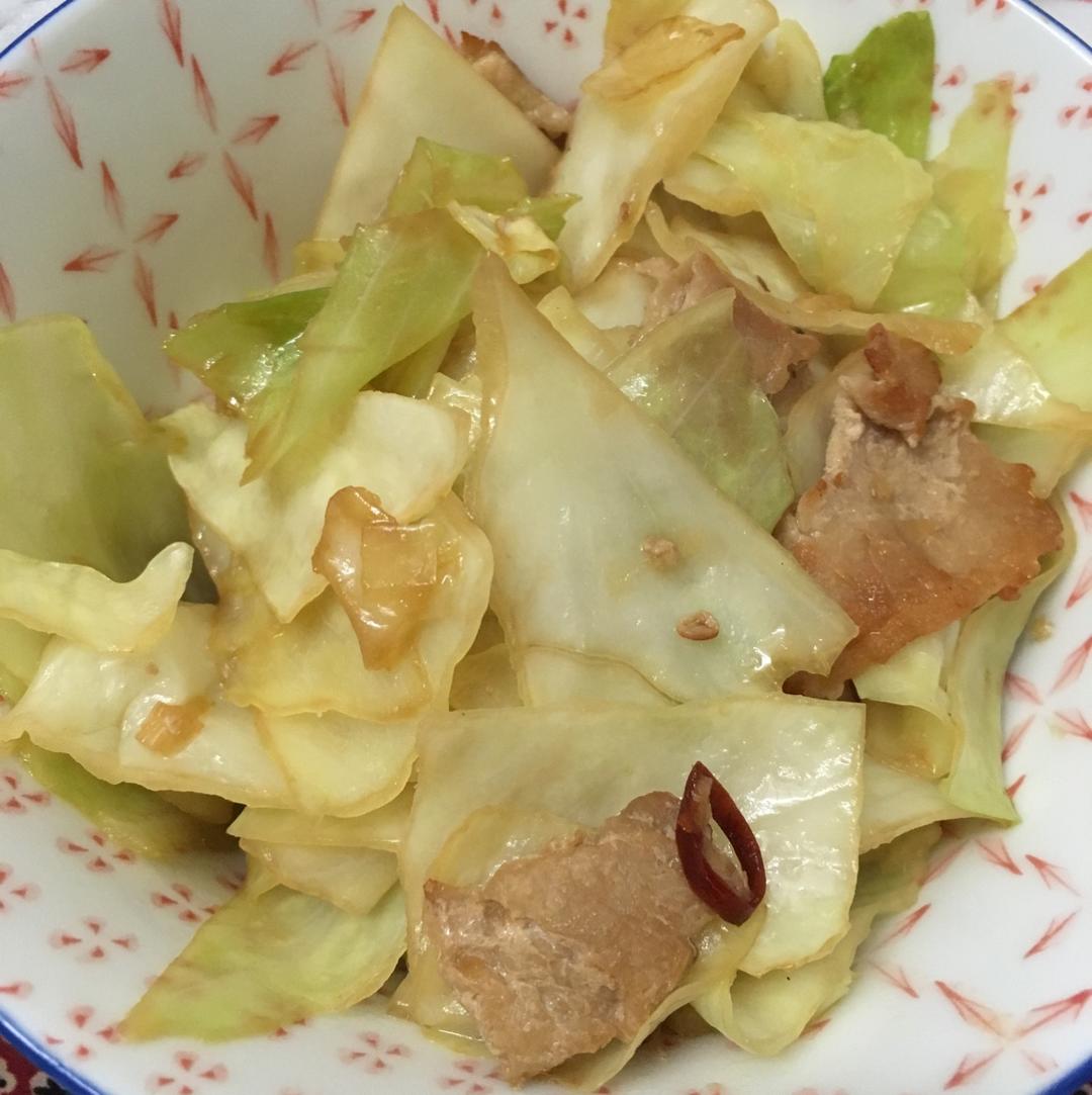 阿婆手撕包菜