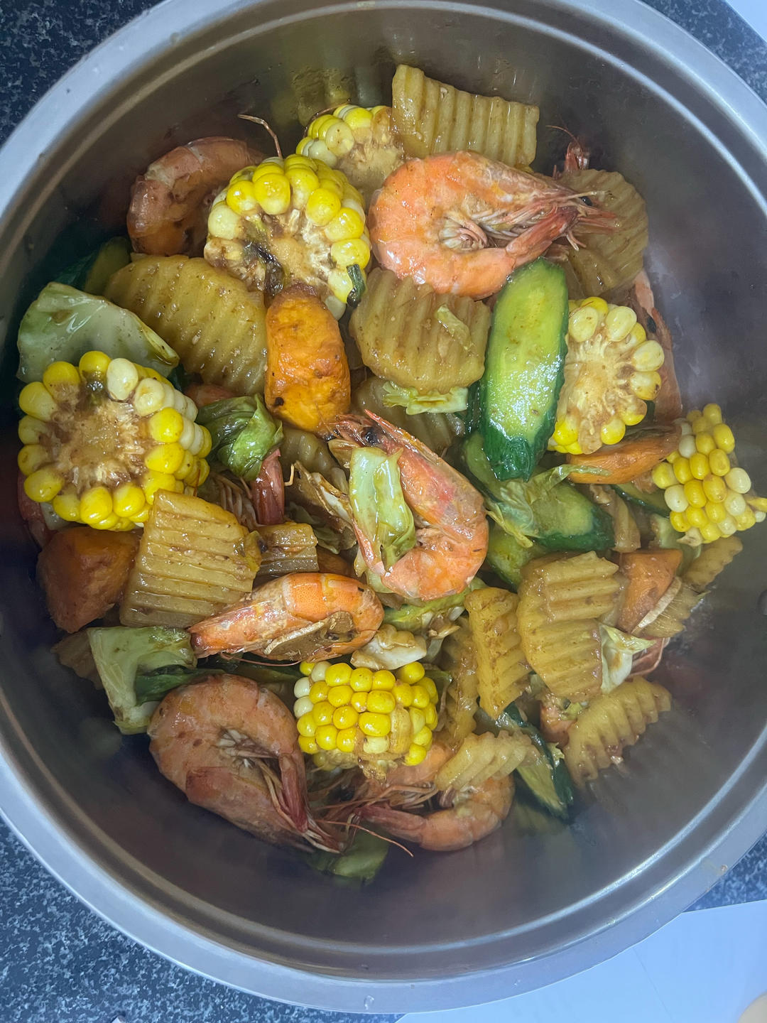 🌈香辣吮指的干锅虾教程来啦😋