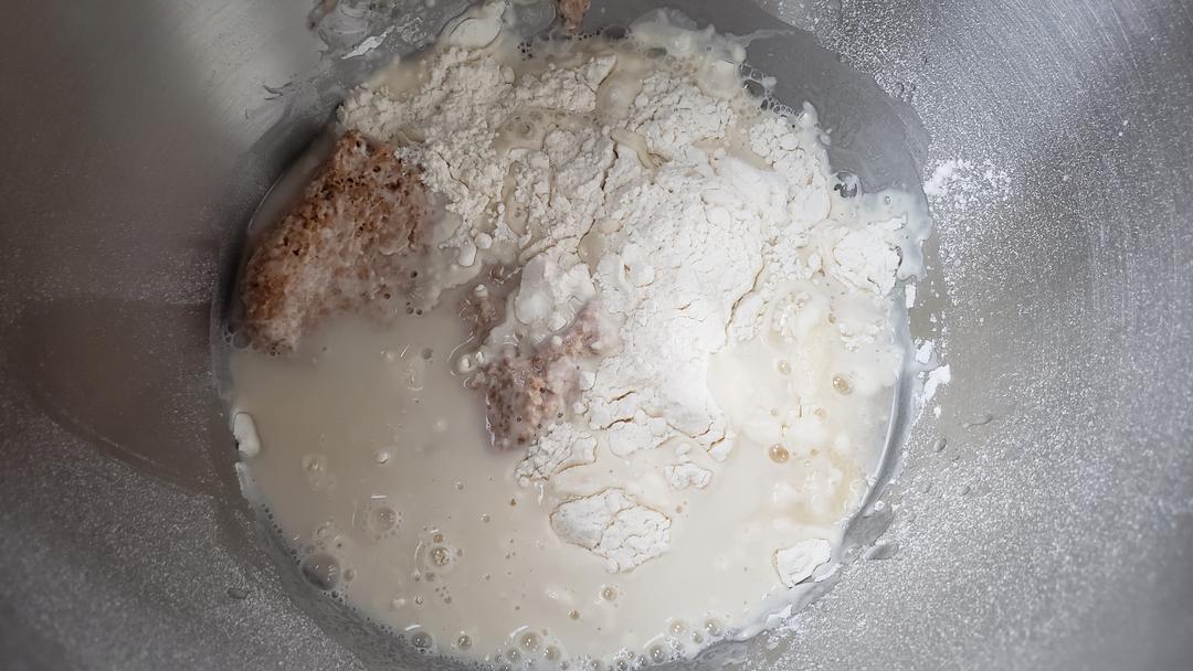 纯奶手撕吐司的做法 步骤1