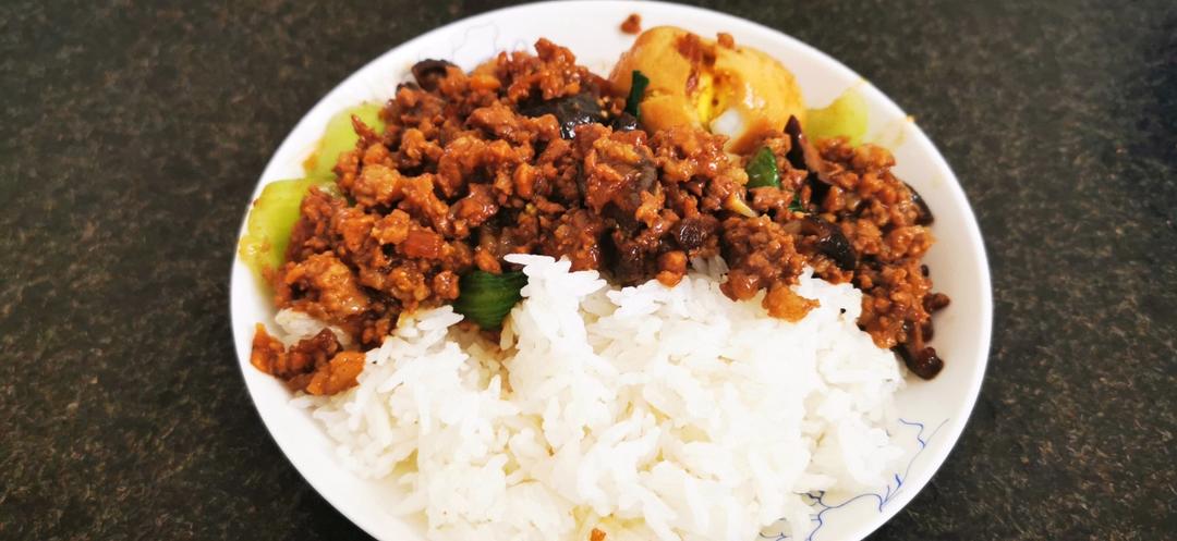 台湾肉燥饭