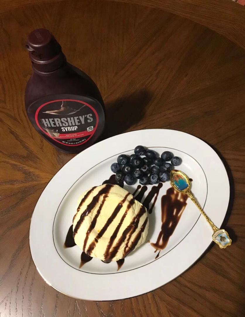 浓香芒果味冰淇淋