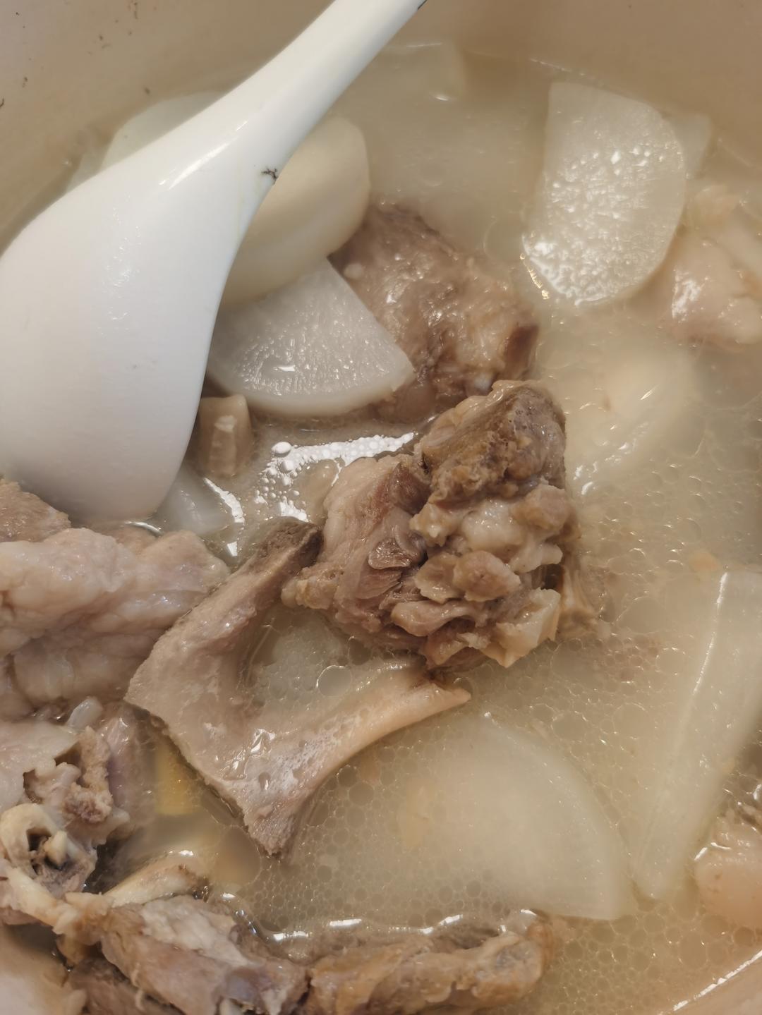 羊肉汤(炖萝卜)