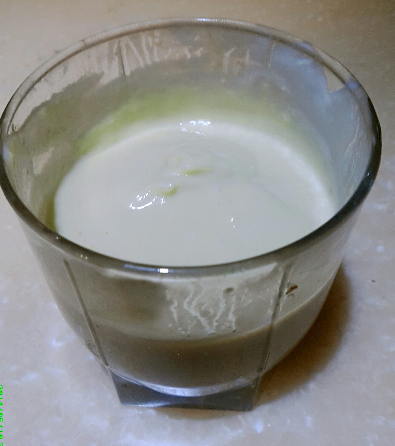 牛油果酸奶