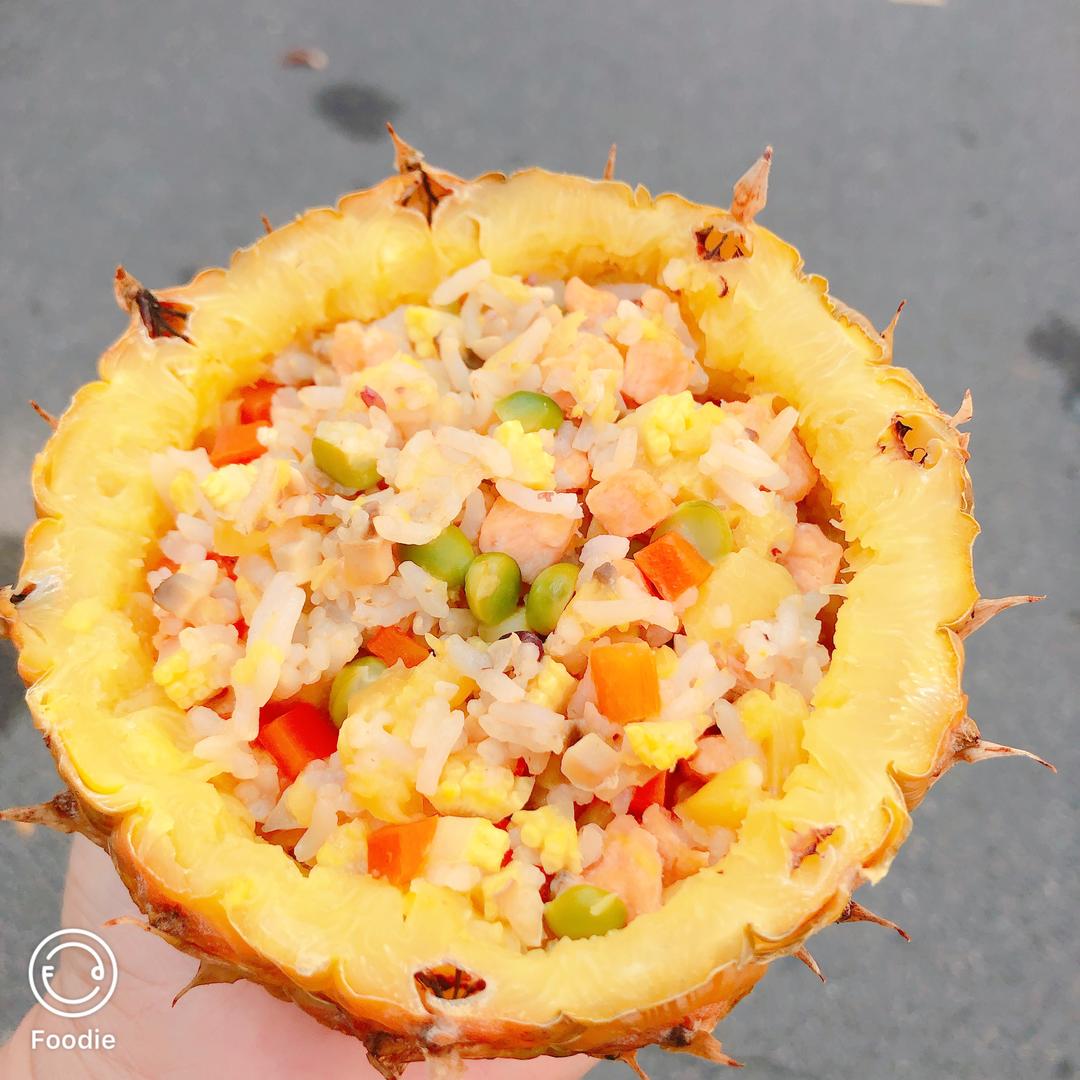 香甜爽口菠萝饭少油无盐无糖的做法