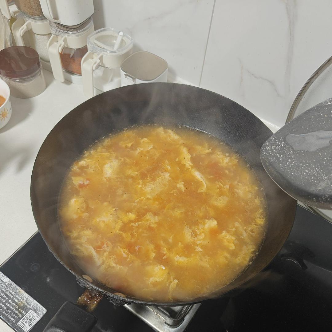 【跟我做不会错】简单又好喝的西红柿鸡蛋汤，家常又营养哦