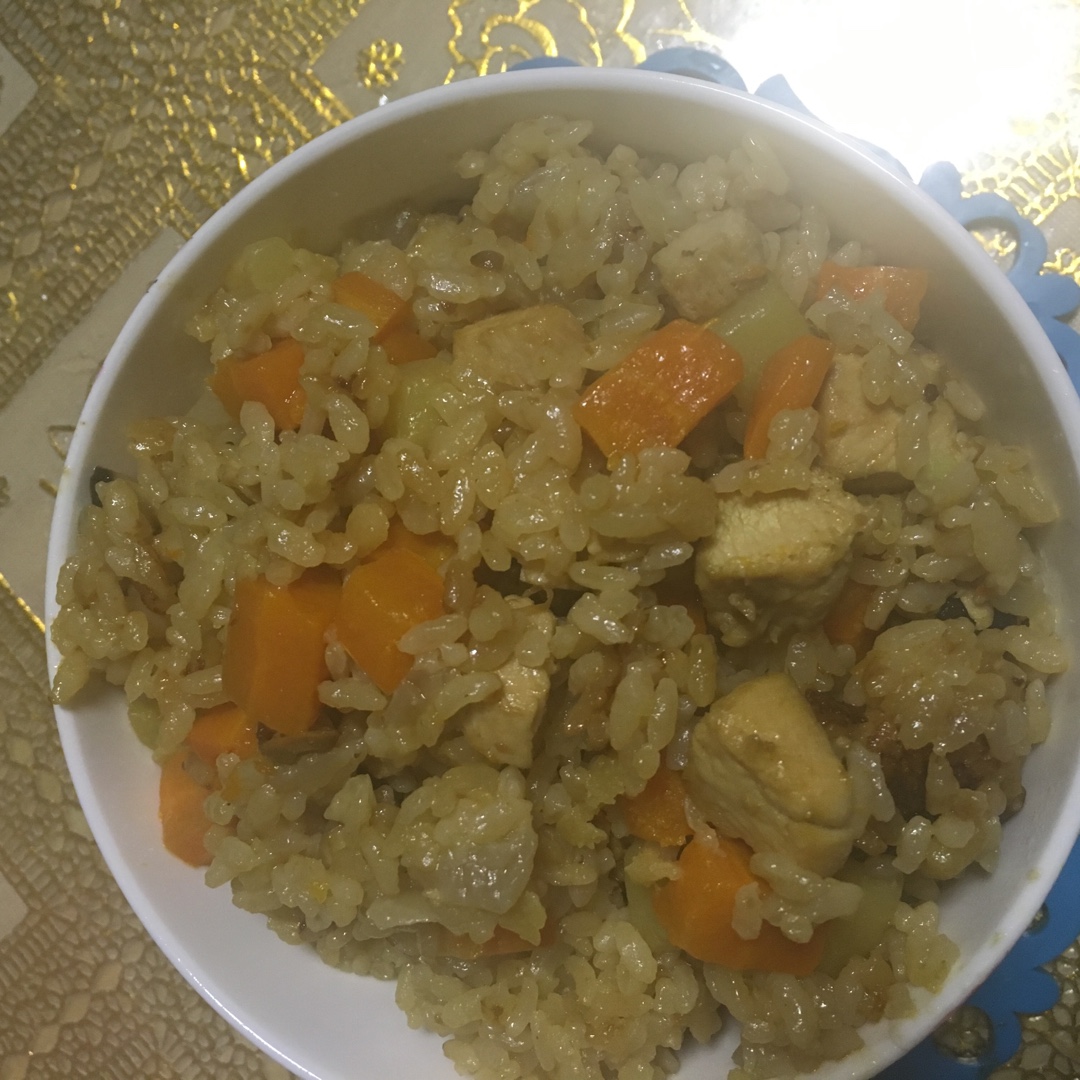 土豆焖饭（电饭锅版）