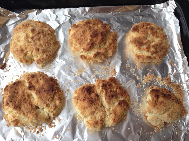 极简奶油松饼/Cream Biscuits（scones）