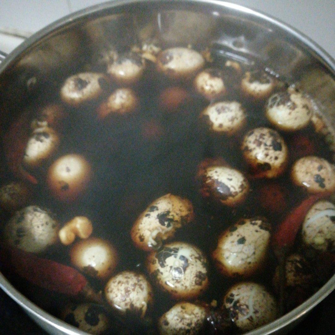 五香卤鹌鹑蛋