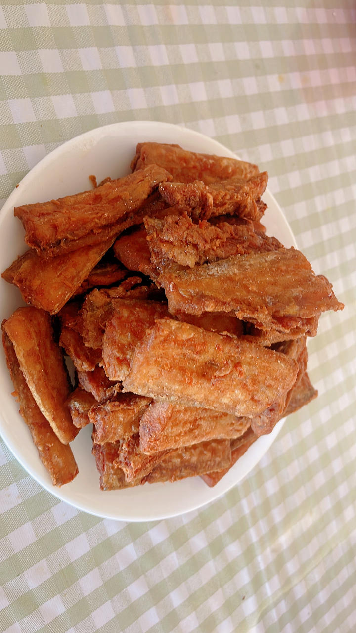 炸带鱼段(一点小窍门油就不浑了)