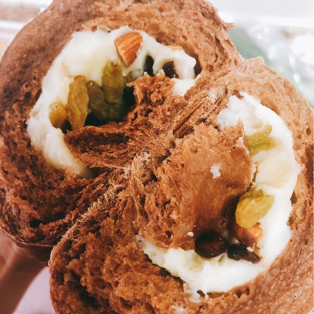 超级好吃简单好做的可可麻薯软欧面包