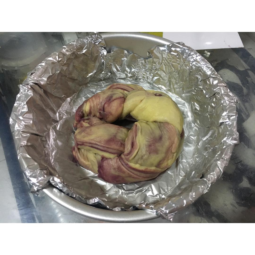 入门级不用揉出膜的手撕紫薯面包无黄油版