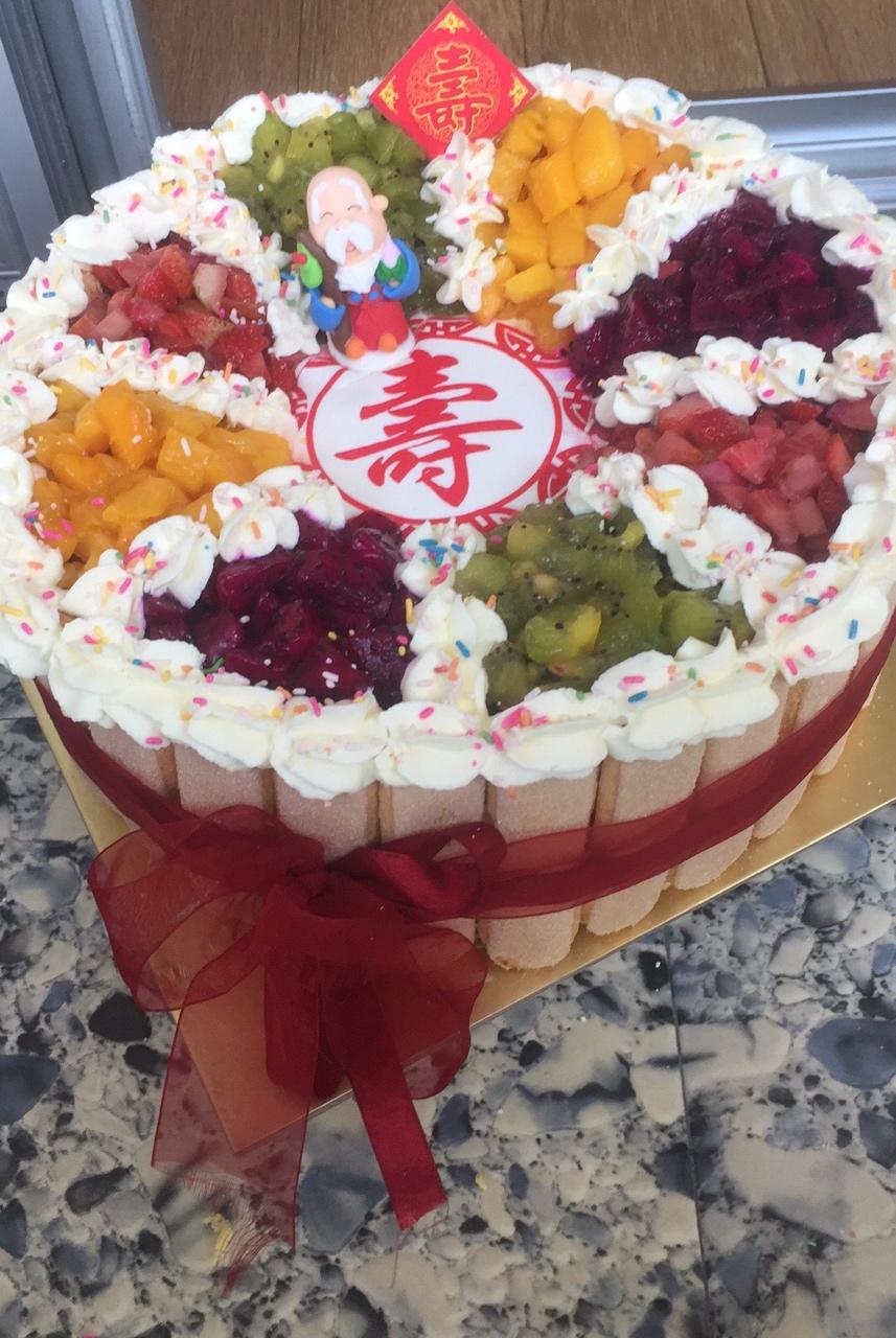 8寸水果生日蛋糕