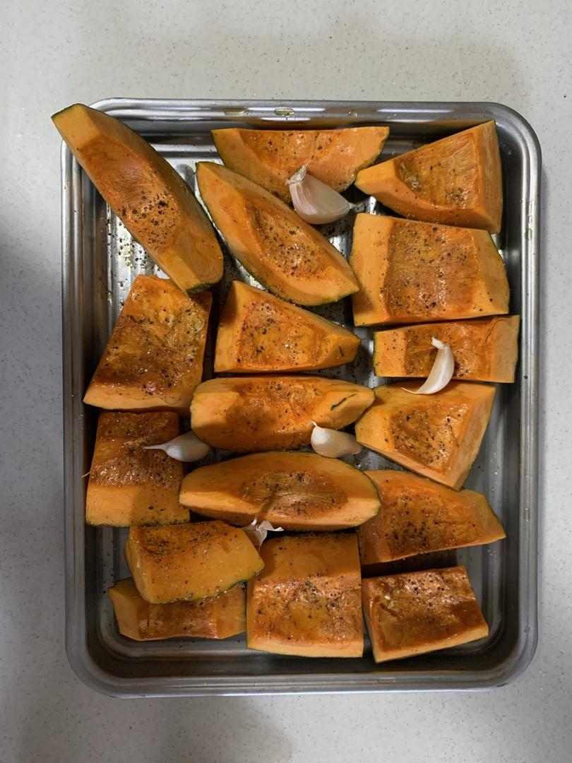 烤南瓜🎃烤箱版（简单，方便，好吃，低卡）
