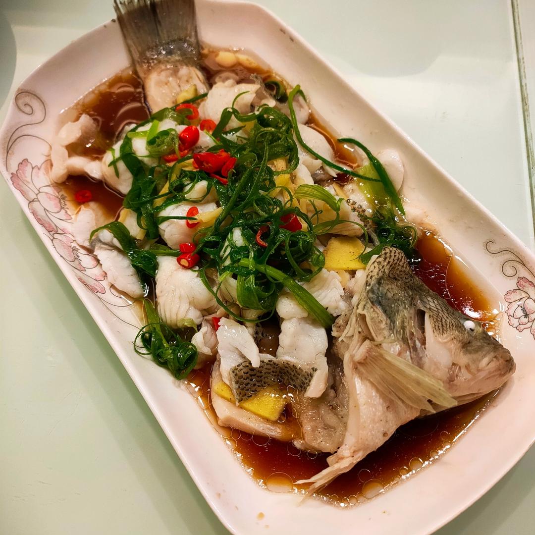 鲜嫩鲈鱼片