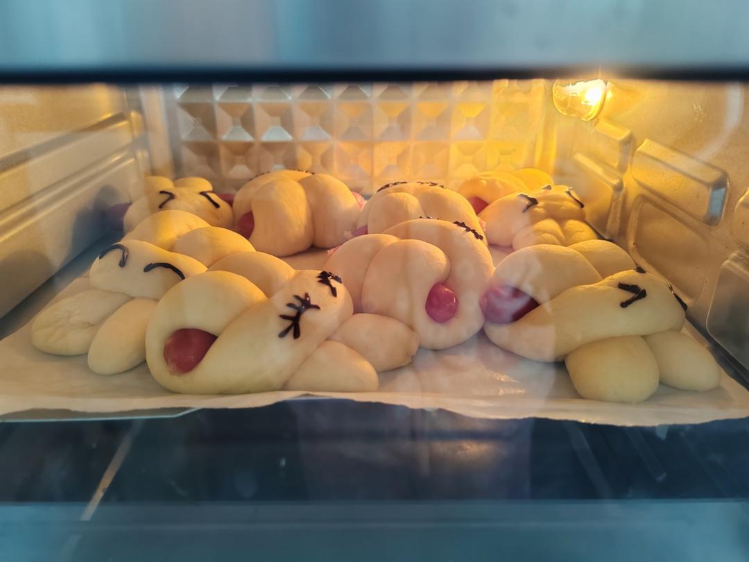 小兔子香肠面包