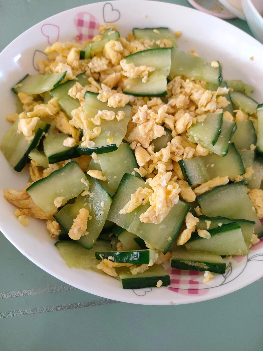 黄瓜炒鸡蛋 （青瓜炒鸡蛋）
