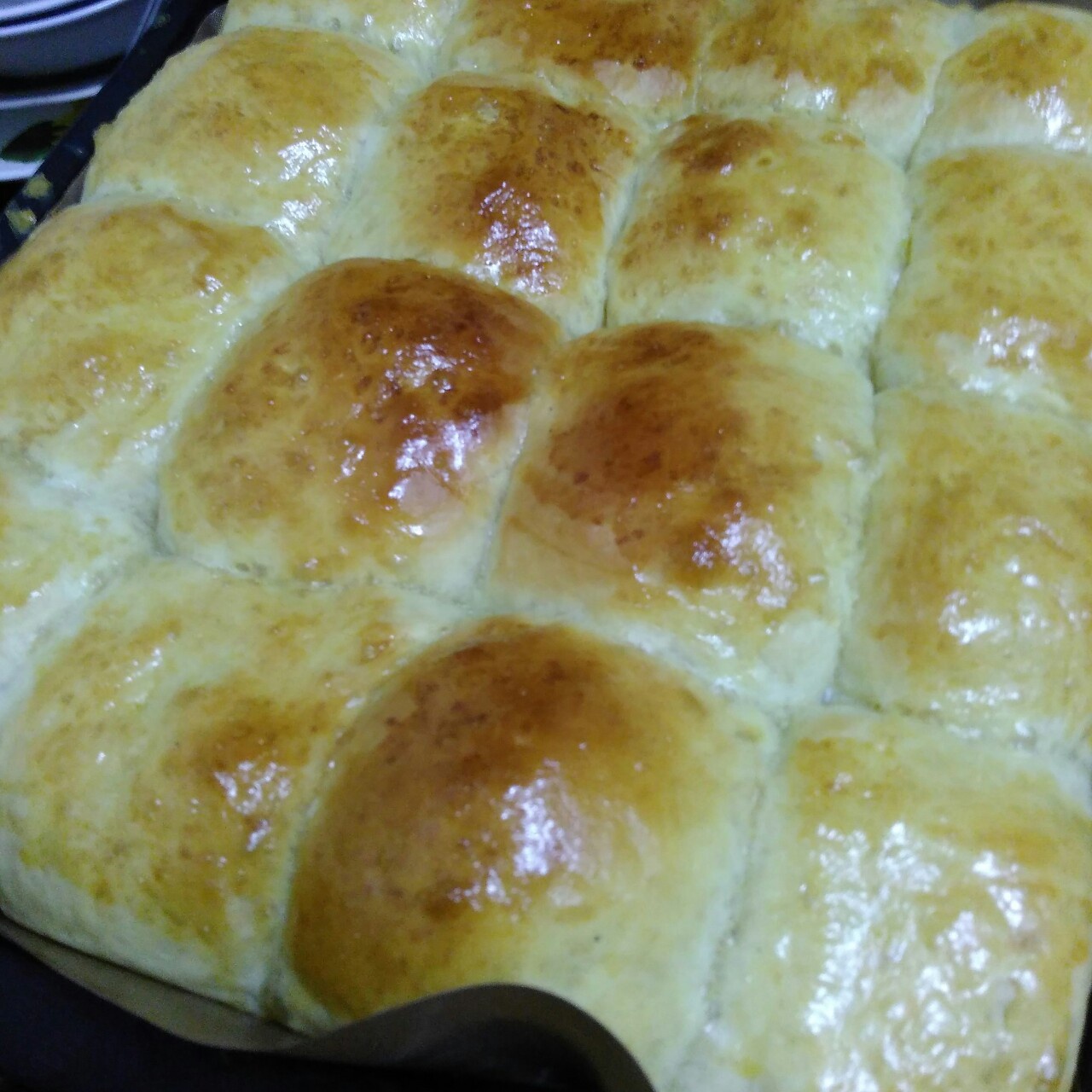 大人小孩都爱不释口的【蜂蜜牛奶小餐包】