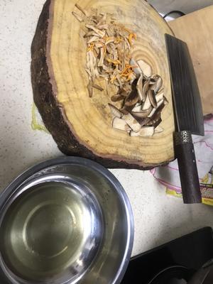 母亲节-素菌菇咖喱煲饭的做法 步骤2