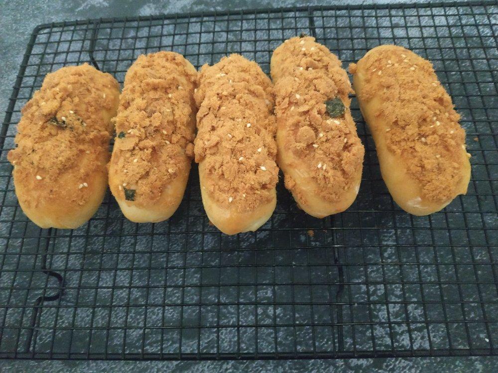 辣肉松面包