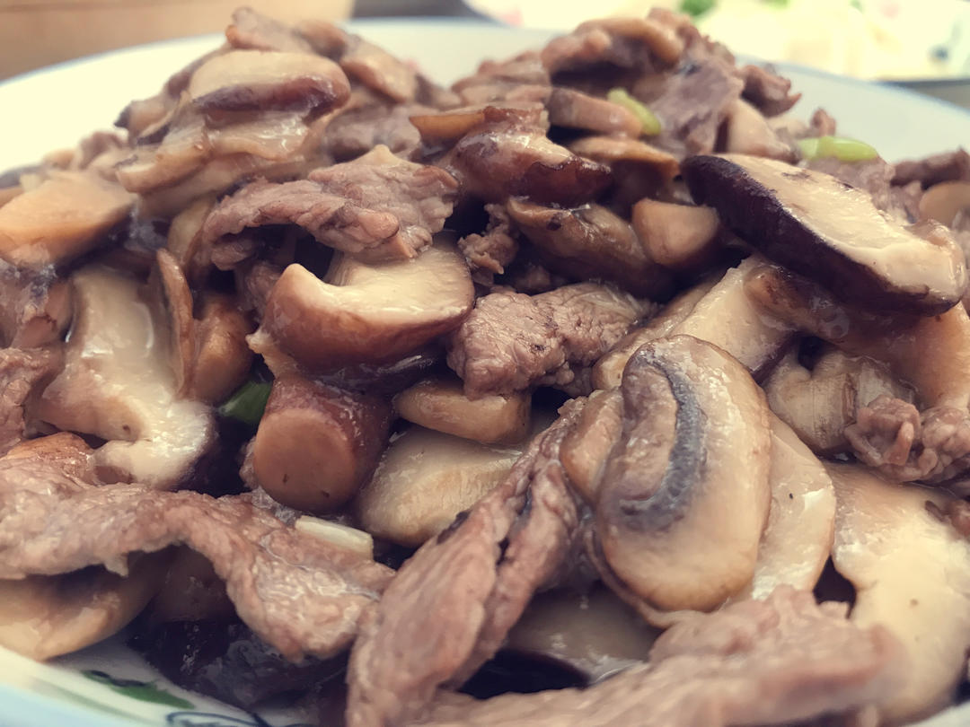 “鲜”美的简单快手菜——素炒鲜口蘑