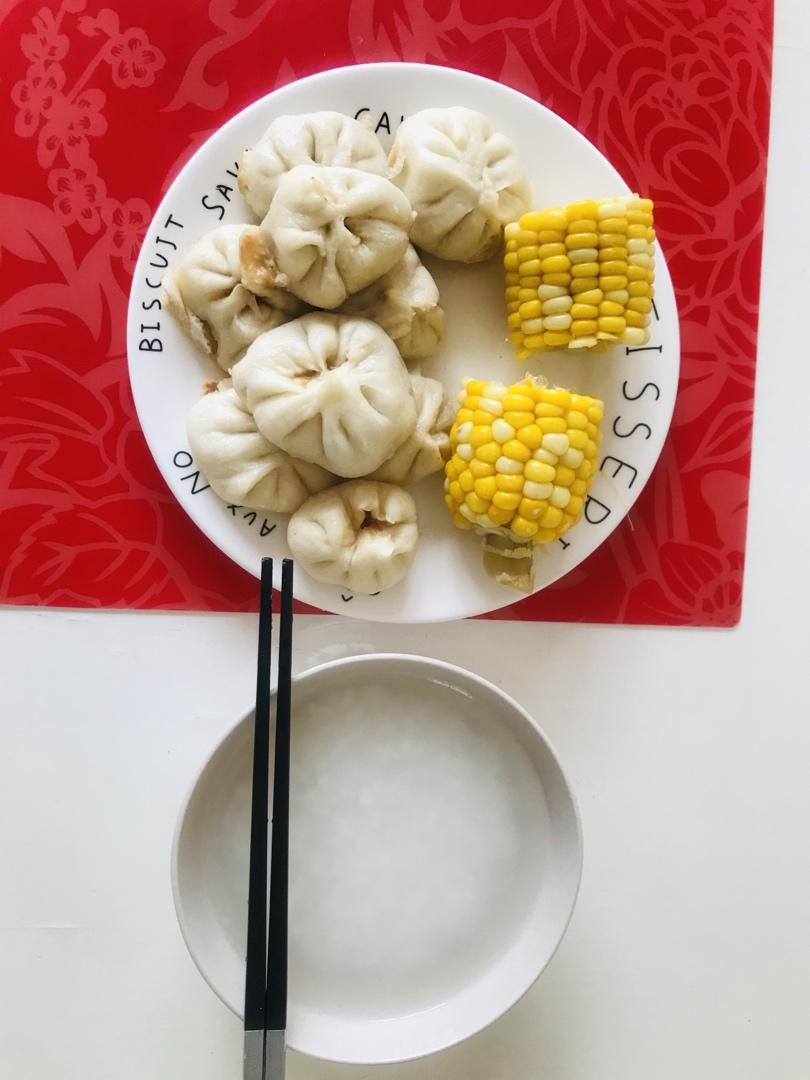 小笼包（秒杀市面上小笼包店的做法）