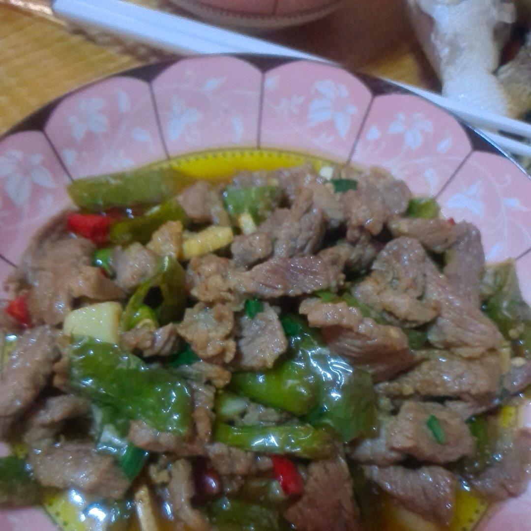 杭椒牛柳黑椒牛柳 终于找到炒出嫩牛肉的办法了 肉片肉丝都适用