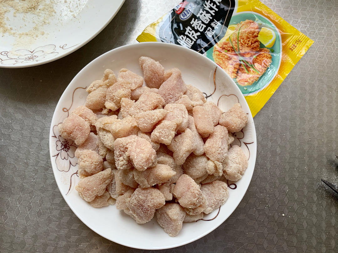 香酥鸡米花的做法 步骤4