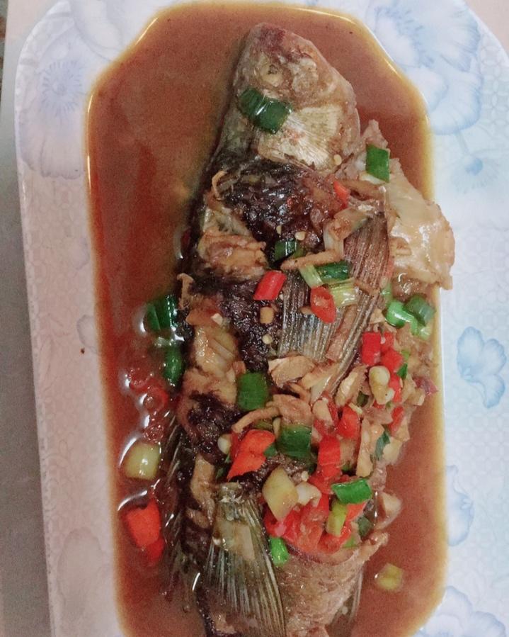 红烧鲫鱼