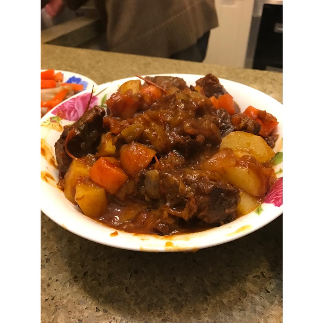 土豆炖牛肉