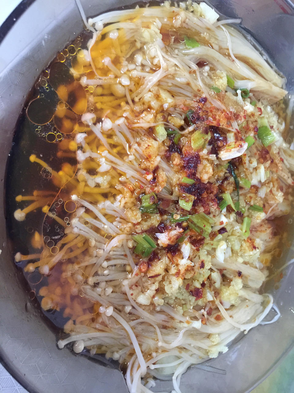 超级下饭的蒜蓉金针菇！好吃到爆