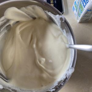 高筋面粉做蛋糕🍰的做法 步骤1