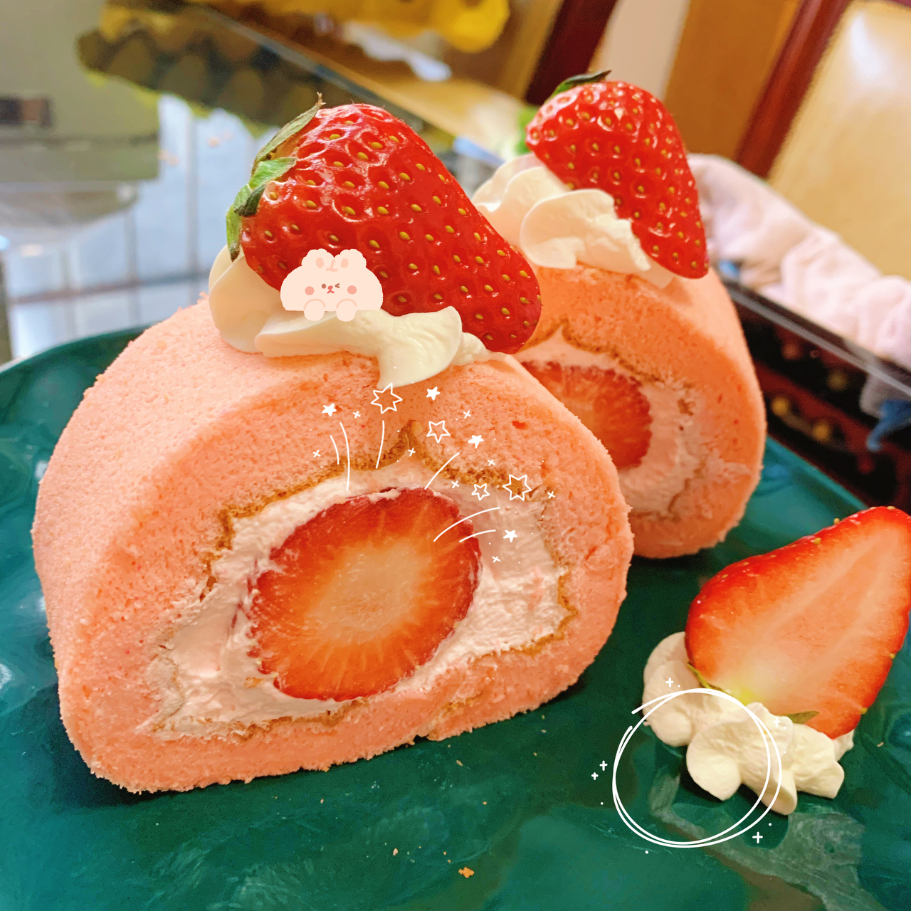 红丝绒草莓蛋糕卷【北鼎烤箱菜谱】