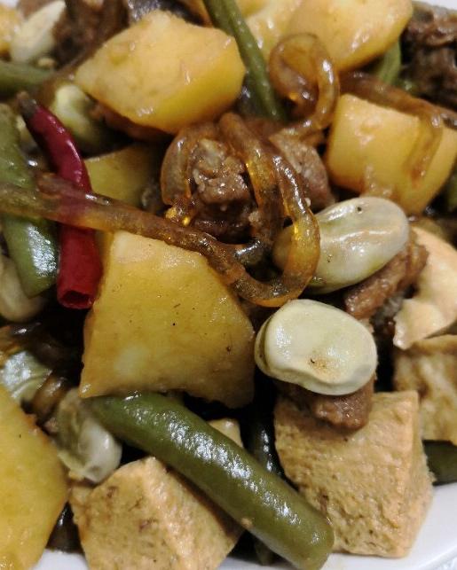 红烧肉大烩菜