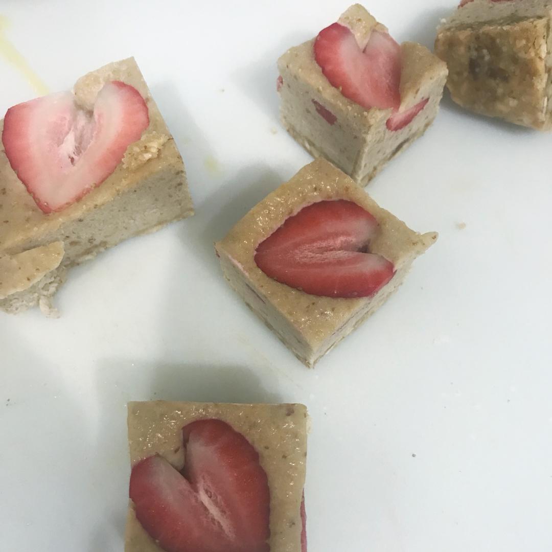 草莓素芝士蛋糕丨健康·零食