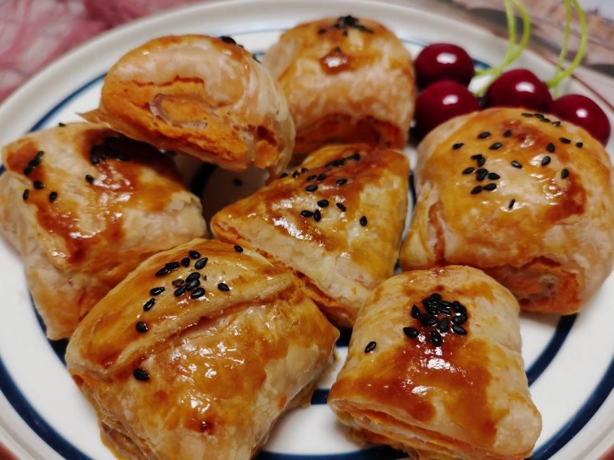 巨好吃❗巨简单❗酥到掉渣的手抓红薯酥饼。