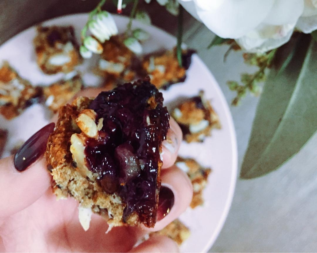 爆浆蓝莓燕麦糕