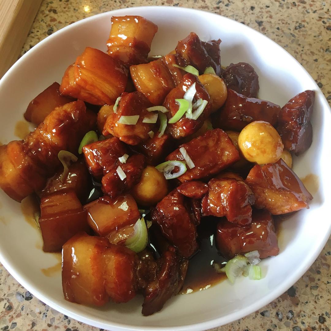 邓邓邓葡萄做的虎皮蛋红烧肉厨娘物语