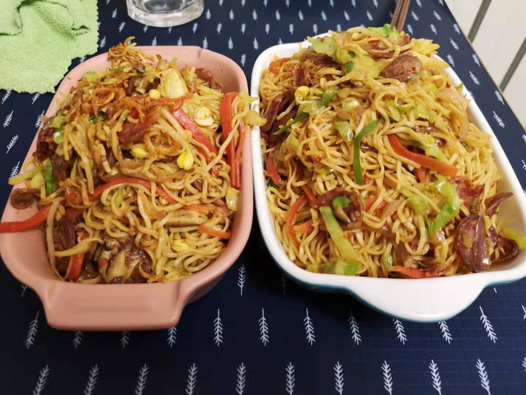 灵魂酱汁炒细面