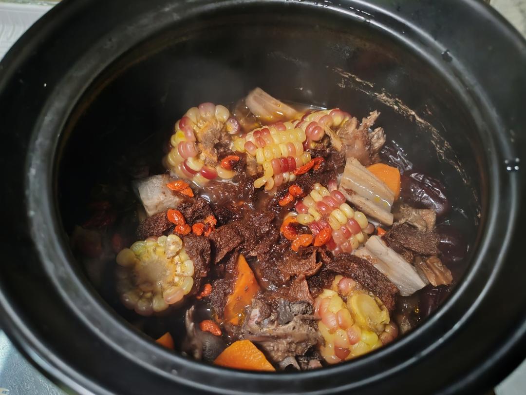 竹荪鸡汤