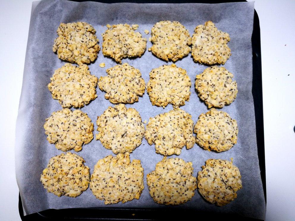 奇亚籽燕麦代餐饼干【松下微蒸烤箱DS900】