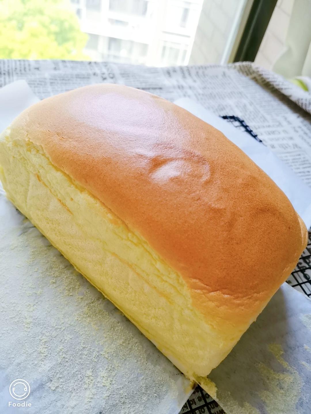 堪比柯基屁股
爆浆芝士🧀古早蛋糕