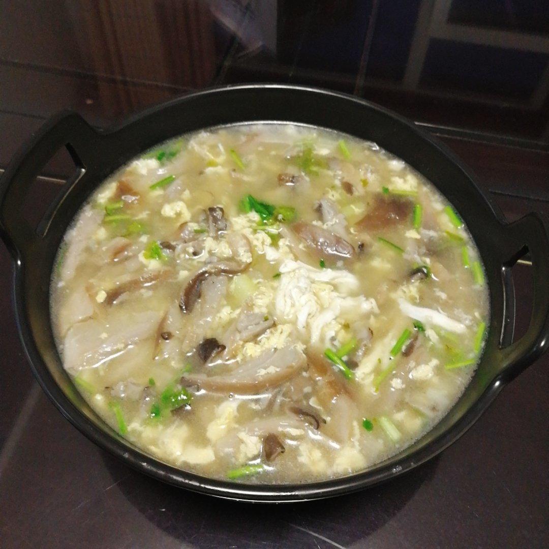蘑菇鸡蛋汤