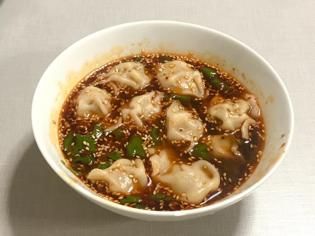 ㊙️连汤都想喝掉的‼️酸汤牛肉馅饺子‼️酸辣开胃