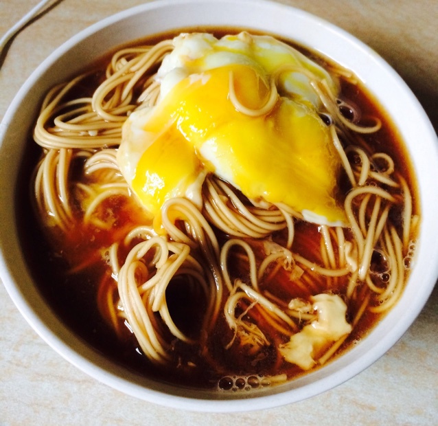 予怀做的姜红糖鸡蛋面