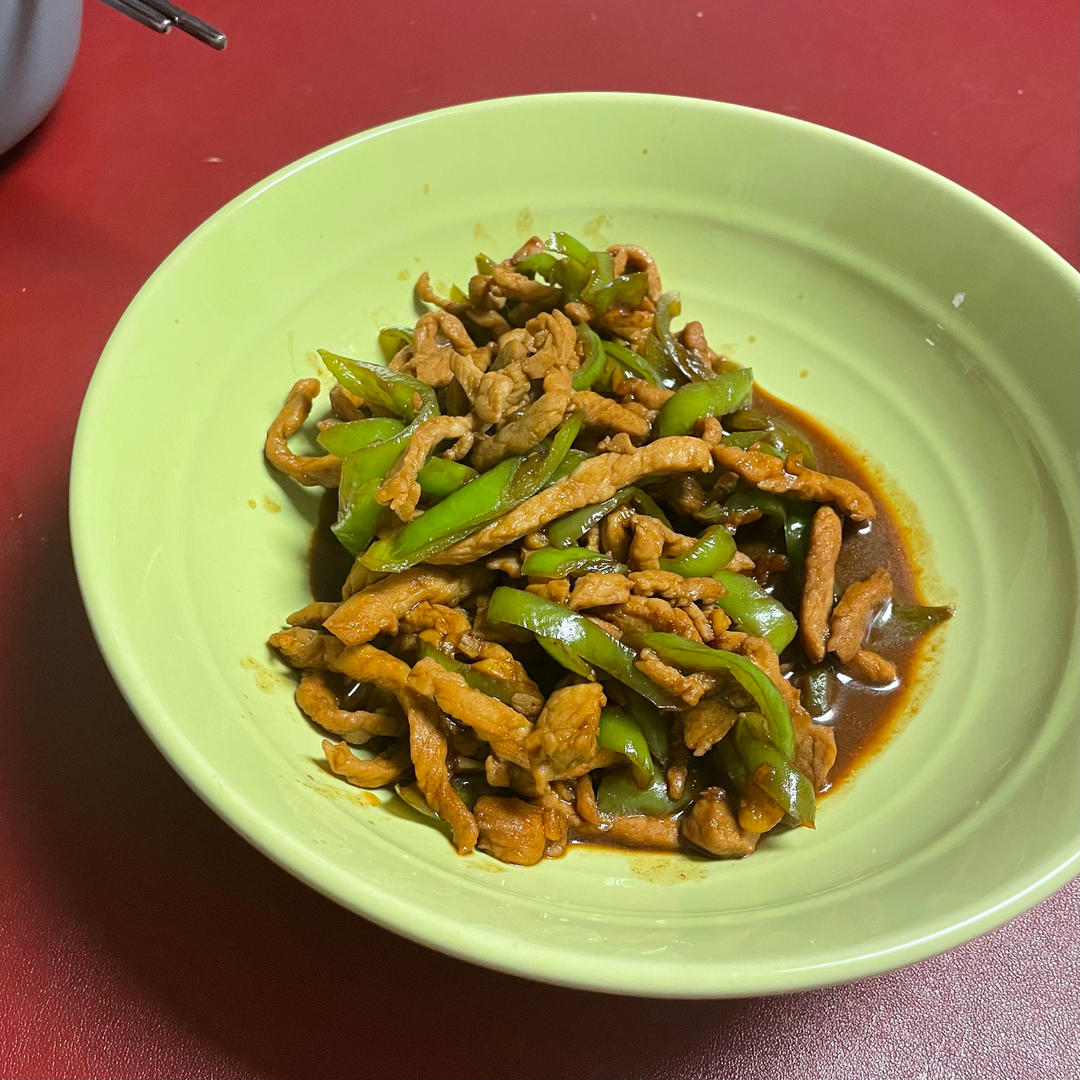 尖椒炒肉丝