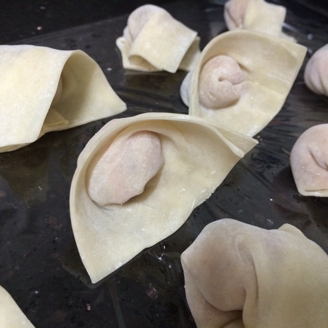 元宝馄饨的包法